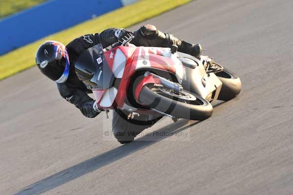 Motorcycle action photographs;donington;donington park leicestershire;donington photographs;event digital images;eventdigitalimages;no limits trackday;peter wileman photography;trackday;trackday digital images;trackday photos