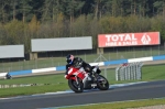 Motorcycle-action-photographs;donington;donington-park-leicestershire;donington-photographs;event-digital-images;eventdigitalimages;no-limits-trackday;peter-wileman-photography;trackday;trackday-digital-images;trackday-photos