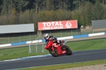 Motorcycle-action-photographs;donington;donington-park-leicestershire;donington-photographs;event-digital-images;eventdigitalimages;no-limits-trackday;peter-wileman-photography;trackday;trackday-digital-images;trackday-photos