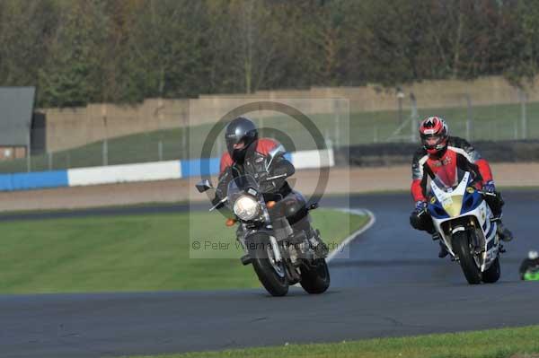 Motorcycle action photographs;donington;donington park leicestershire;donington photographs;event digital images;eventdigitalimages;no limits trackday;peter wileman photography;trackday;trackday digital images;trackday photos