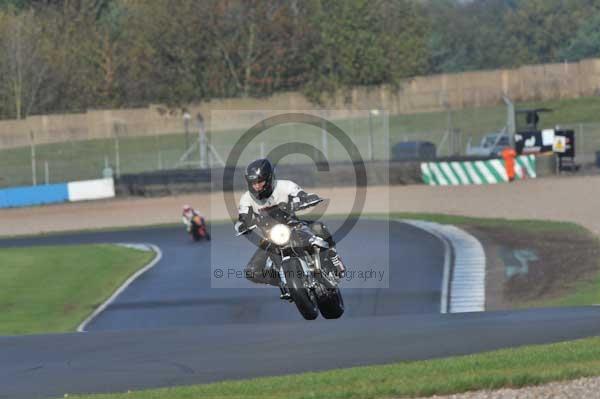 Motorcycle action photographs;donington;donington park leicestershire;donington photographs;event digital images;eventdigitalimages;no limits trackday;peter wileman photography;trackday;trackday digital images;trackday photos