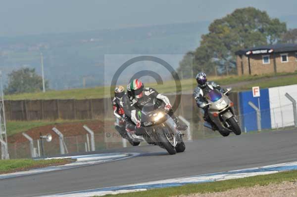 Motorcycle action photographs;donington;donington park leicestershire;donington photographs;event digital images;eventdigitalimages;no limits trackday;peter wileman photography;trackday;trackday digital images;trackday photos