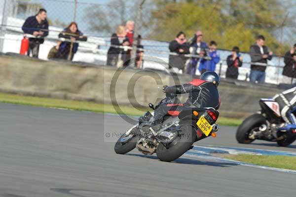Motorcycle action photographs;donington;donington park leicestershire;donington photographs;event digital images;eventdigitalimages;no limits trackday;peter wileman photography;trackday;trackday digital images;trackday photos