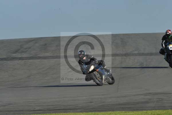 Motorcycle action photographs;donington;donington park leicestershire;donington photographs;event digital images;eventdigitalimages;no limits trackday;peter wileman photography;trackday;trackday digital images;trackday photos