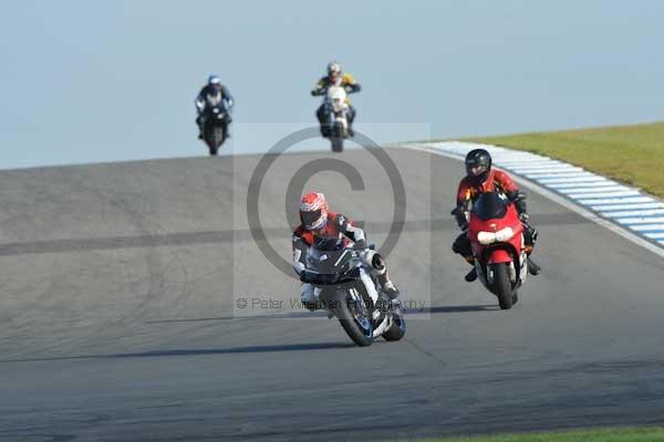 Motorcycle action photographs;donington;donington park leicestershire;donington photographs;event digital images;eventdigitalimages;no limits trackday;peter wileman photography;trackday;trackday digital images;trackday photos