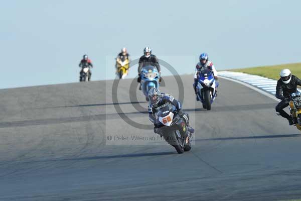 Motorcycle action photographs;donington;donington park leicestershire;donington photographs;event digital images;eventdigitalimages;no limits trackday;peter wileman photography;trackday;trackday digital images;trackday photos