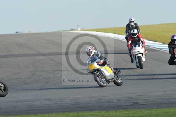 Motorcycle action photographs;donington;donington park leicestershire;donington photographs;event digital images;eventdigitalimages;no limits trackday;peter wileman photography;trackday;trackday digital images;trackday photos