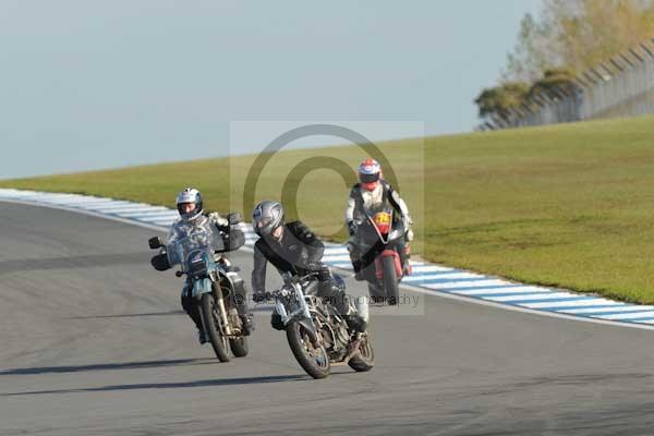 Motorcycle action photographs;donington;donington park leicestershire;donington photographs;event digital images;eventdigitalimages;no limits trackday;peter wileman photography;trackday;trackday digital images;trackday photos