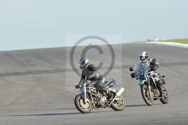 Motorcycle action photographs;donington;donington park leicestershire;donington photographs;event digital images;eventdigitalimages;no limits trackday;peter wileman photography;trackday;trackday digital images;trackday photos