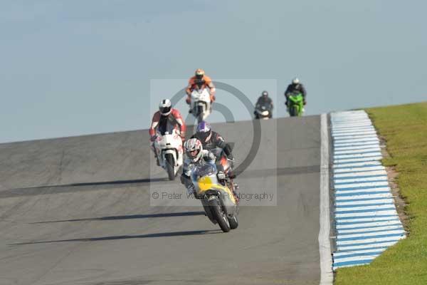 Motorcycle action photographs;donington;donington park leicestershire;donington photographs;event digital images;eventdigitalimages;no limits trackday;peter wileman photography;trackday;trackday digital images;trackday photos