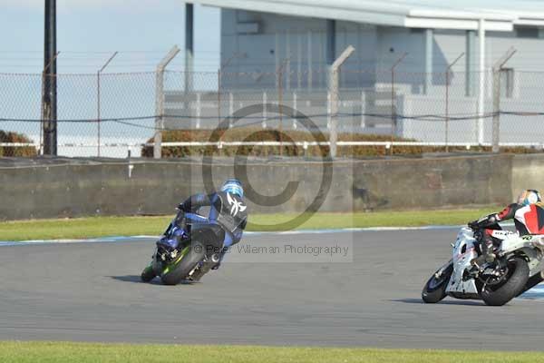 Motorcycle action photographs;donington;donington park leicestershire;donington photographs;event digital images;eventdigitalimages;no limits trackday;peter wileman photography;trackday;trackday digital images;trackday photos