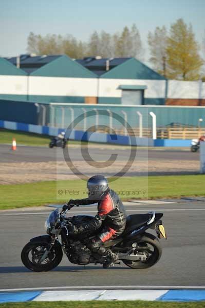Motorcycle action photographs;donington;donington park leicestershire;donington photographs;event digital images;eventdigitalimages;no limits trackday;peter wileman photography;trackday;trackday digital images;trackday photos