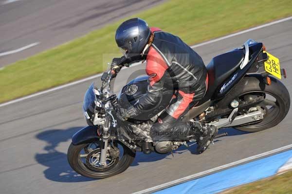 Motorcycle action photographs;donington;donington park leicestershire;donington photographs;event digital images;eventdigitalimages;no limits trackday;peter wileman photography;trackday;trackday digital images;trackday photos