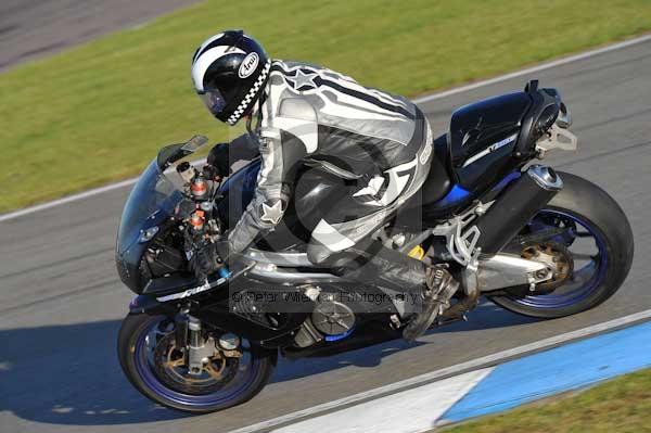 Motorcycle action photographs;donington;donington park leicestershire;donington photographs;event digital images;eventdigitalimages;no limits trackday;peter wileman photography;trackday;trackday digital images;trackday photos