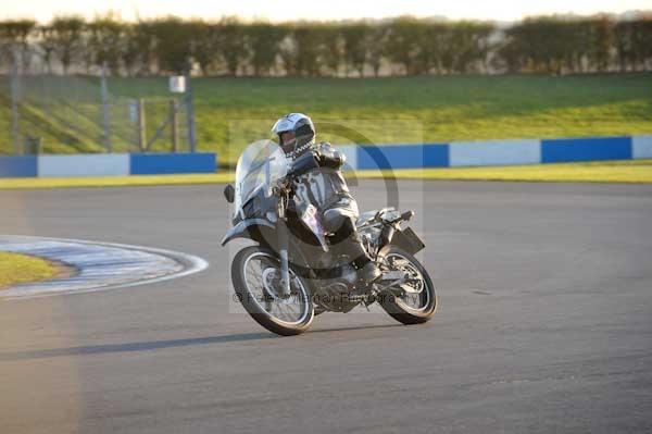 Motorcycle action photographs;donington;donington park leicestershire;donington photographs;event digital images;eventdigitalimages;no limits trackday;peter wileman photography;trackday;trackday digital images;trackday photos