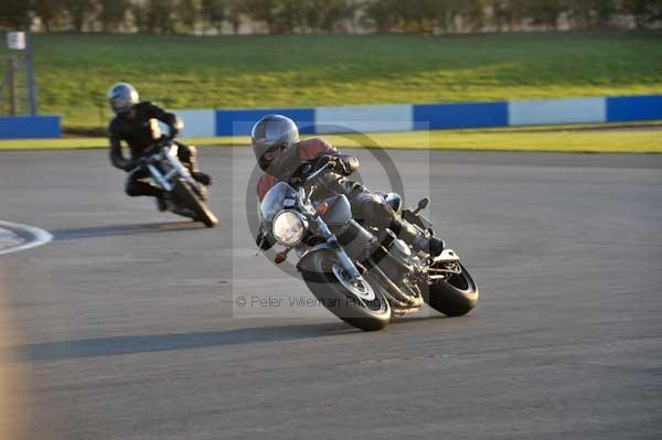 Motorcycle action photographs;donington;donington park leicestershire;donington photographs;event digital images;eventdigitalimages;no limits trackday;peter wileman photography;trackday;trackday digital images;trackday photos
