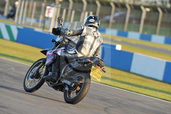 Motorcycle action photographs;donington;donington park leicestershire;donington photographs;event digital images;eventdigitalimages;no limits trackday;peter wileman photography;trackday;trackday digital images;trackday photos