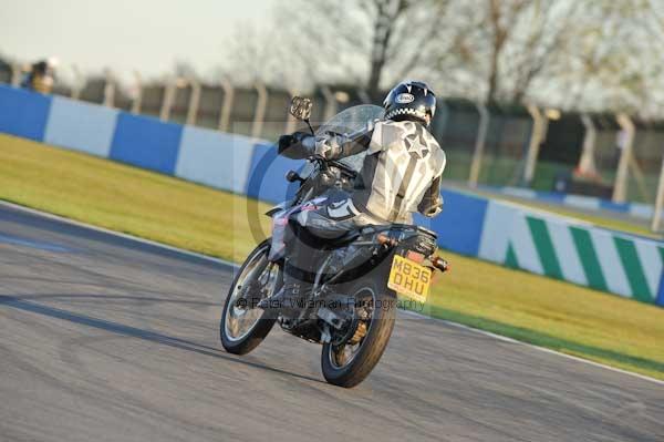 Motorcycle action photographs;donington;donington park leicestershire;donington photographs;event digital images;eventdigitalimages;no limits trackday;peter wileman photography;trackday;trackday digital images;trackday photos