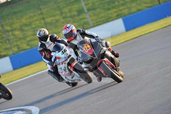 Motorcycle action photographs;donington;donington park leicestershire;donington photographs;event digital images;eventdigitalimages;no limits trackday;peter wileman photography;trackday;trackday digital images;trackday photos