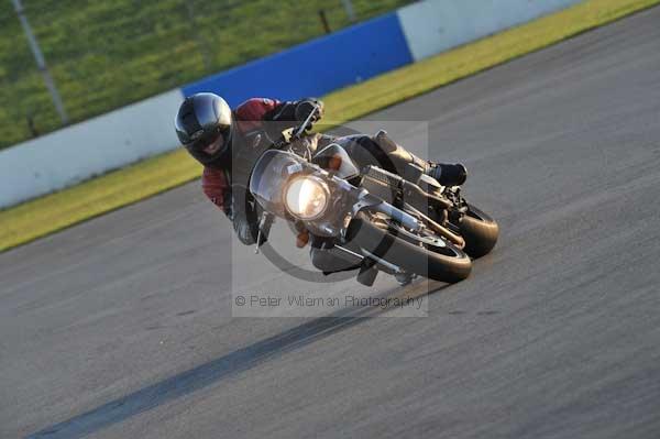 Motorcycle action photographs;donington;donington park leicestershire;donington photographs;event digital images;eventdigitalimages;no limits trackday;peter wileman photography;trackday;trackday digital images;trackday photos