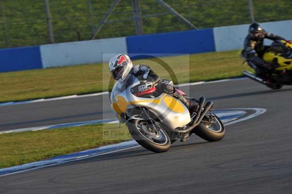 Motorcycle action photographs;donington;donington park leicestershire;donington photographs;event digital images;eventdigitalimages;no limits trackday;peter wileman photography;trackday;trackday digital images;trackday photos