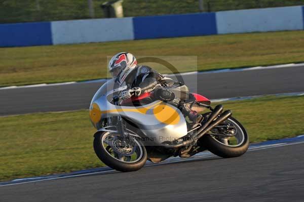 Motorcycle action photographs;donington;donington park leicestershire;donington photographs;event digital images;eventdigitalimages;no limits trackday;peter wileman photography;trackday;trackday digital images;trackday photos