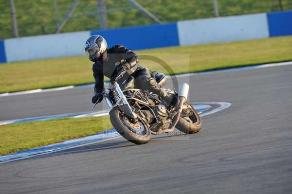 Motorcycle action photographs;donington;donington park leicestershire;donington photographs;event digital images;eventdigitalimages;no limits trackday;peter wileman photography;trackday;trackday digital images;trackday photos
