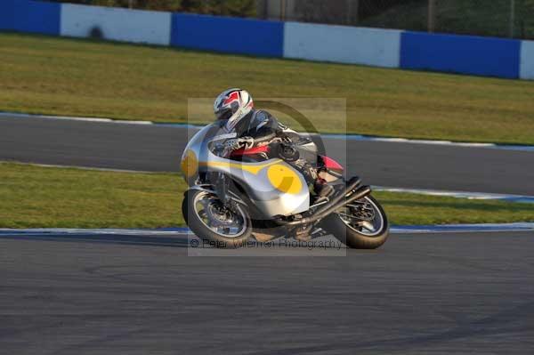 Motorcycle action photographs;donington;donington park leicestershire;donington photographs;event digital images;eventdigitalimages;no limits trackday;peter wileman photography;trackday;trackday digital images;trackday photos