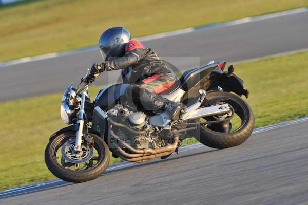 Motorcycle action photographs;donington;donington park leicestershire;donington photographs;event digital images;eventdigitalimages;no limits trackday;peter wileman photography;trackday;trackday digital images;trackday photos
