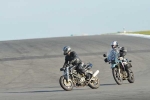 Motorcycle-action-photographs;donington;donington-park-leicestershire;donington-photographs;event-digital-images;eventdigitalimages;no-limits-trackday;peter-wileman-photography;trackday;trackday-digital-images;trackday-photos