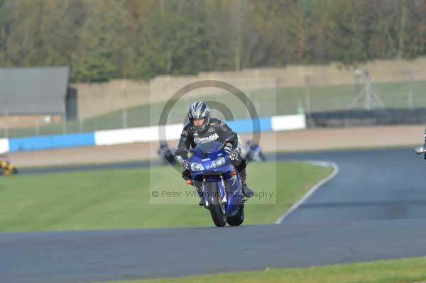 Motorcycle action photographs;donington;donington park leicestershire;donington photographs;event digital images;eventdigitalimages;no limits trackday;peter wileman photography;trackday;trackday digital images;trackday photos