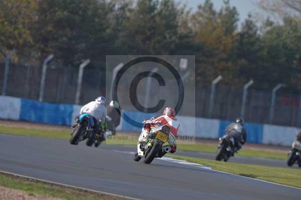 Motorcycle action photographs;donington;donington park leicestershire;donington photographs;event digital images;eventdigitalimages;no limits trackday;peter wileman photography;trackday;trackday digital images;trackday photos