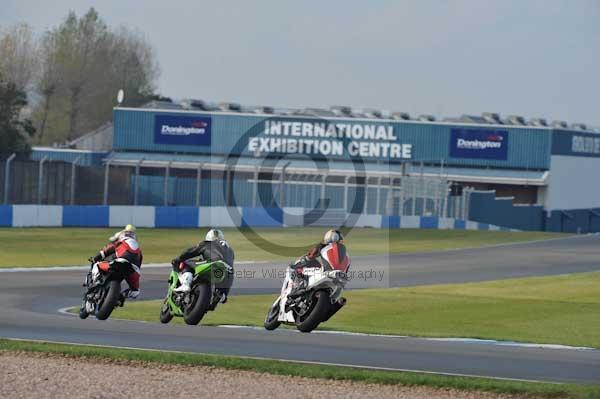 Motorcycle action photographs;donington;donington park leicestershire;donington photographs;event digital images;eventdigitalimages;no limits trackday;peter wileman photography;trackday;trackday digital images;trackday photos