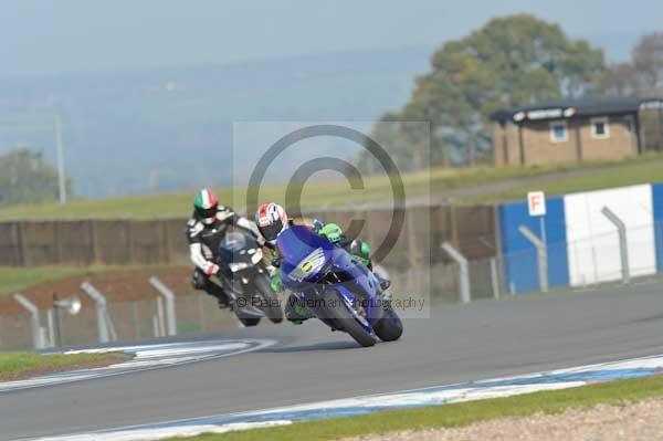 Motorcycle action photographs;donington;donington park leicestershire;donington photographs;event digital images;eventdigitalimages;no limits trackday;peter wileman photography;trackday;trackday digital images;trackday photos