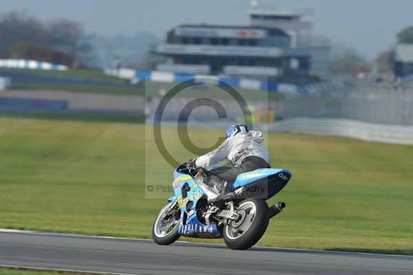 Motorcycle action photographs;donington;donington park leicestershire;donington photographs;event digital images;eventdigitalimages;no limits trackday;peter wileman photography;trackday;trackday digital images;trackday photos