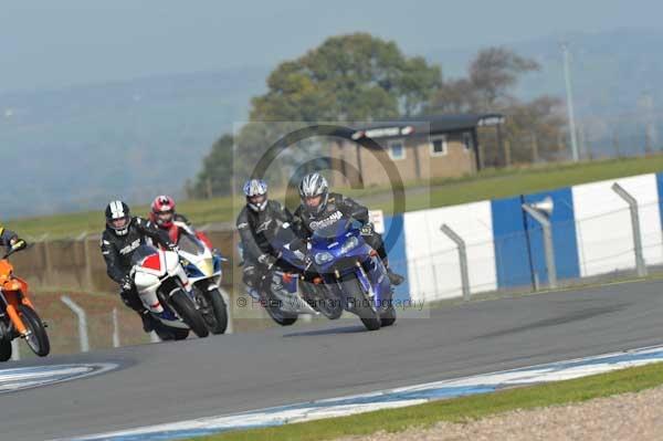 Motorcycle action photographs;donington;donington park leicestershire;donington photographs;event digital images;eventdigitalimages;no limits trackday;peter wileman photography;trackday;trackday digital images;trackday photos