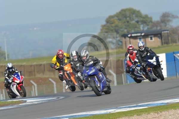 Motorcycle action photographs;donington;donington park leicestershire;donington photographs;event digital images;eventdigitalimages;no limits trackday;peter wileman photography;trackday;trackday digital images;trackday photos