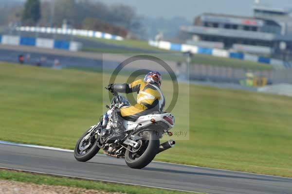 Motorcycle action photographs;donington;donington park leicestershire;donington photographs;event digital images;eventdigitalimages;no limits trackday;peter wileman photography;trackday;trackday digital images;trackday photos