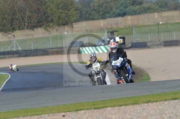 Motorcycle action photographs;donington;donington park leicestershire;donington photographs;event digital images;eventdigitalimages;no limits trackday;peter wileman photography;trackday;trackday digital images;trackday photos