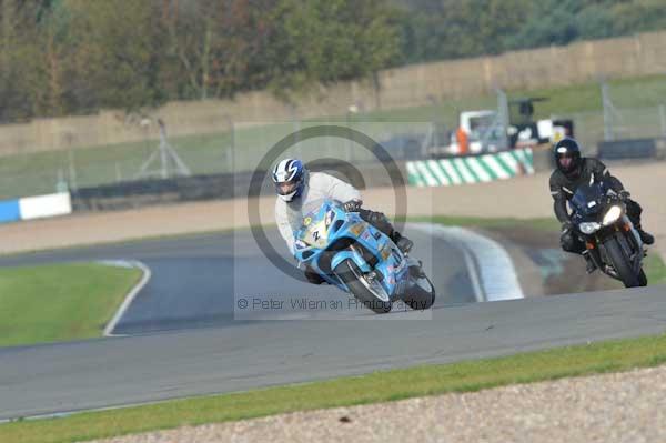 Motorcycle action photographs;donington;donington park leicestershire;donington photographs;event digital images;eventdigitalimages;no limits trackday;peter wileman photography;trackday;trackday digital images;trackday photos