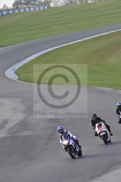 Motorcycle action photographs;donington;donington park leicestershire;donington photographs;event digital images;eventdigitalimages;no limits trackday;peter wileman photography;trackday;trackday digital images;trackday photos