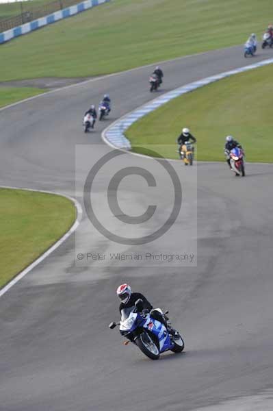 Motorcycle action photographs;donington;donington park leicestershire;donington photographs;event digital images;eventdigitalimages;no limits trackday;peter wileman photography;trackday;trackday digital images;trackday photos