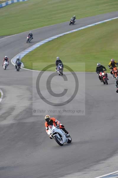 Motorcycle action photographs;donington;donington park leicestershire;donington photographs;event digital images;eventdigitalimages;no limits trackday;peter wileman photography;trackday;trackday digital images;trackday photos