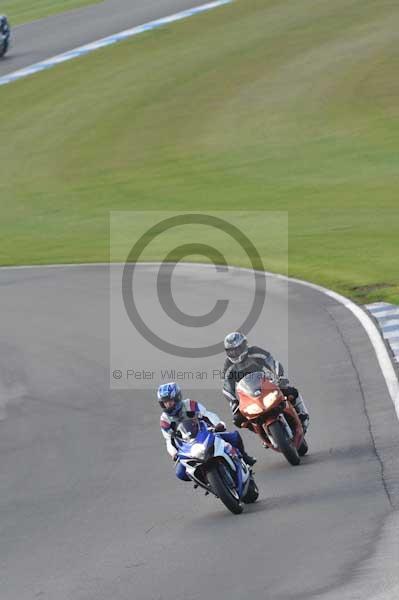 Motorcycle action photographs;donington;donington park leicestershire;donington photographs;event digital images;eventdigitalimages;no limits trackday;peter wileman photography;trackday;trackday digital images;trackday photos