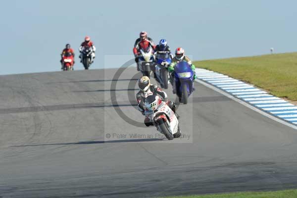 Motorcycle action photographs;donington;donington park leicestershire;donington photographs;event digital images;eventdigitalimages;no limits trackday;peter wileman photography;trackday;trackday digital images;trackday photos