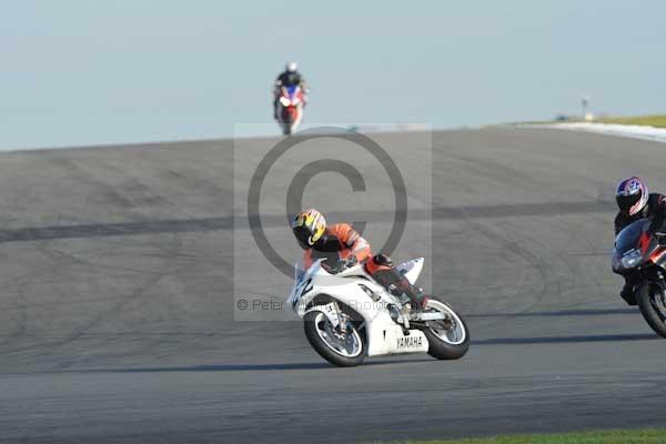 Motorcycle action photographs;donington;donington park leicestershire;donington photographs;event digital images;eventdigitalimages;no limits trackday;peter wileman photography;trackday;trackday digital images;trackday photos