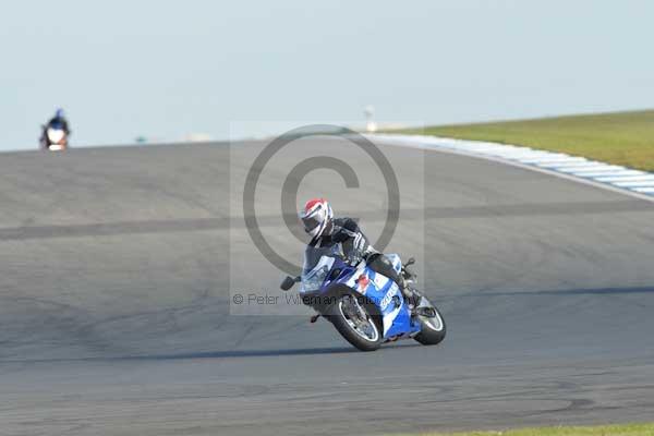 Motorcycle action photographs;donington;donington park leicestershire;donington photographs;event digital images;eventdigitalimages;no limits trackday;peter wileman photography;trackday;trackday digital images;trackday photos