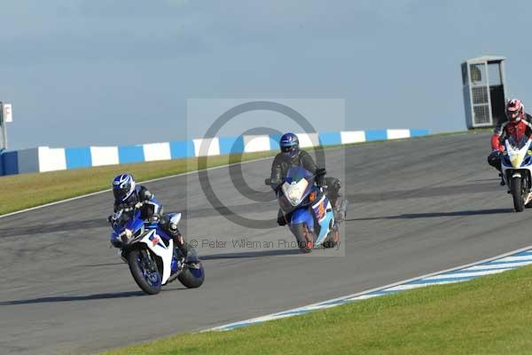 Motorcycle action photographs;donington;donington park leicestershire;donington photographs;event digital images;eventdigitalimages;no limits trackday;peter wileman photography;trackday;trackday digital images;trackday photos