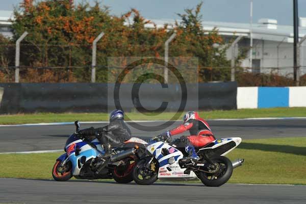 Motorcycle action photographs;donington;donington park leicestershire;donington photographs;event digital images;eventdigitalimages;no limits trackday;peter wileman photography;trackday;trackday digital images;trackday photos