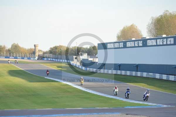 Motorcycle action photographs;donington;donington park leicestershire;donington photographs;event digital images;eventdigitalimages;no limits trackday;peter wileman photography;trackday;trackday digital images;trackday photos